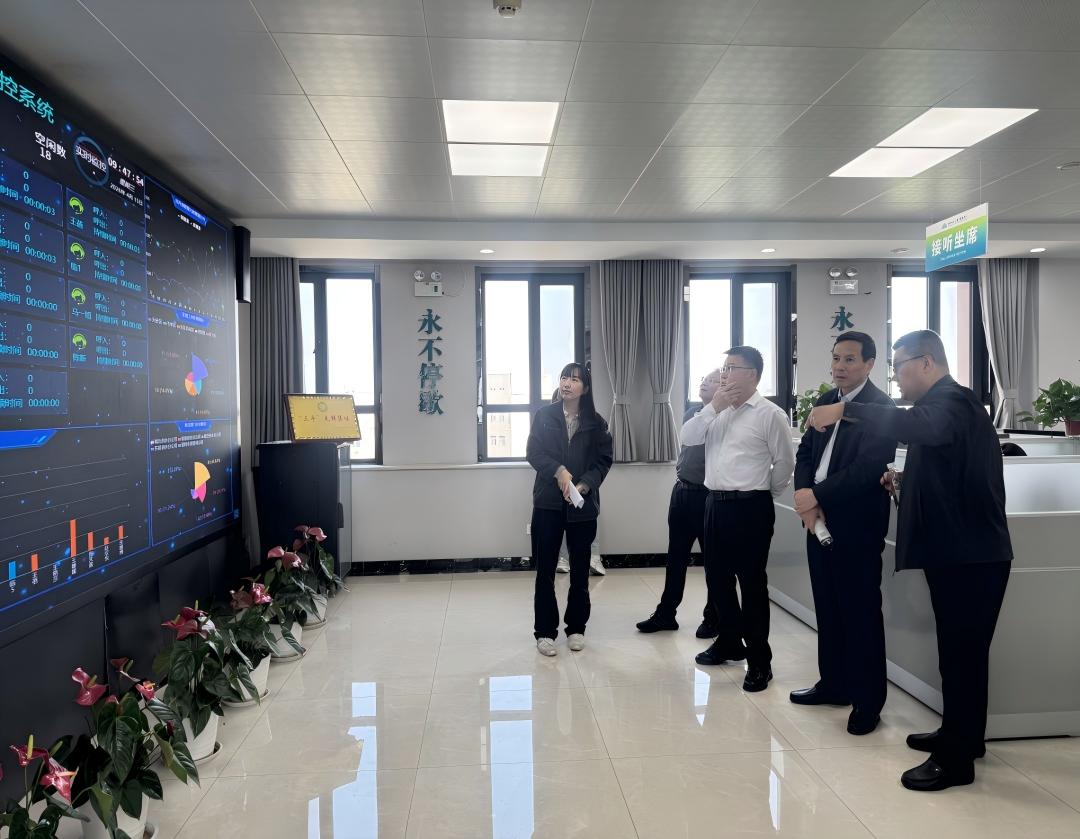 临沂市水务集团莅临济南水务集团客服中心参观交流
